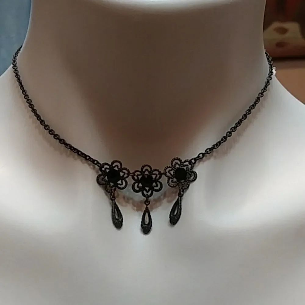 Necklace   